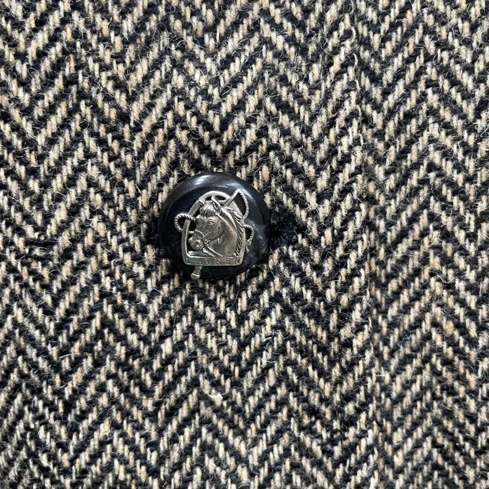 VINTAGE LAUREN RALPH LAUREN TWEED EQUESTRIAN 100% WOOL BLAZER IN HERRINGBONE - Picture 8 of 9